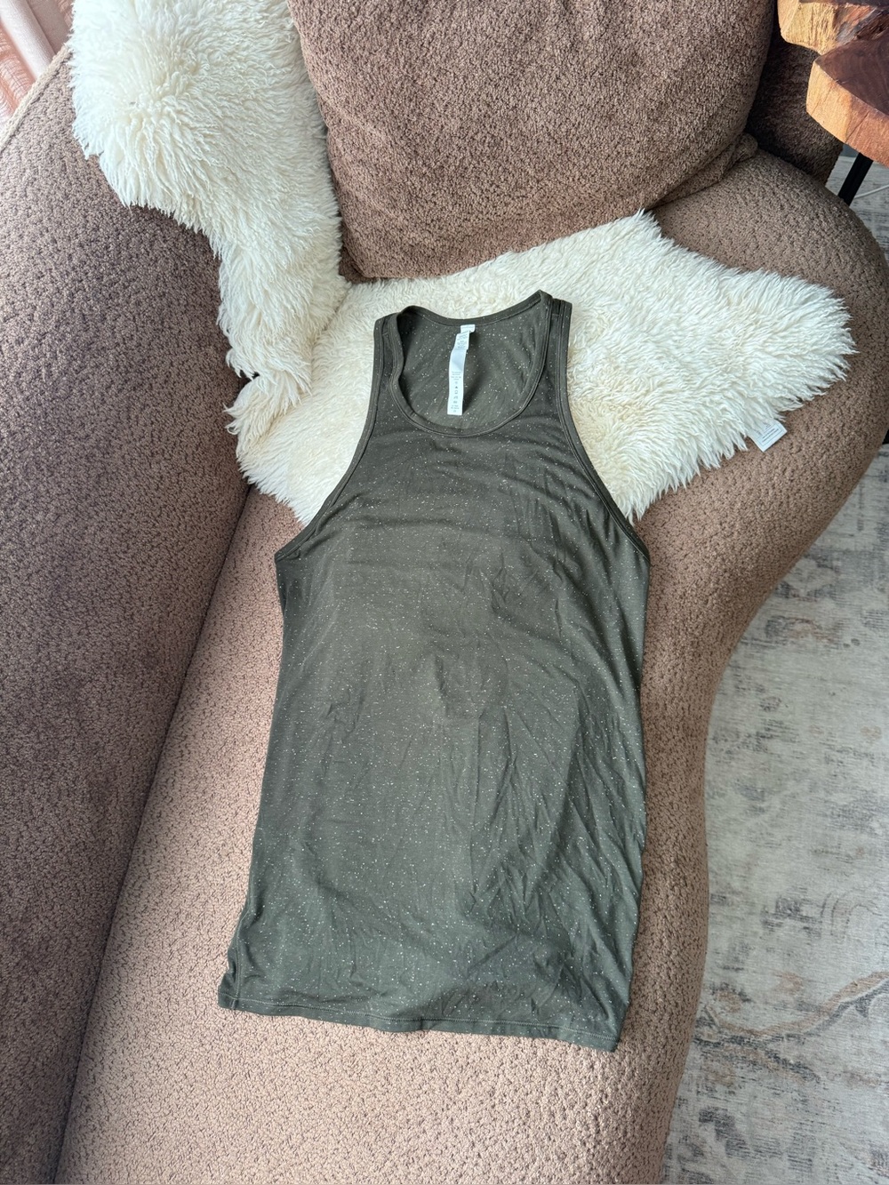 lululemon Goal Up Tank in Dark Olive/White